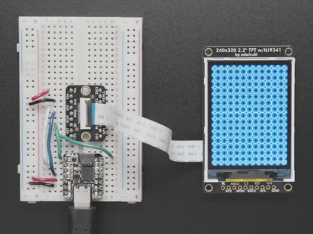 2.2' 18-bit color TFT LCD display with microSD card breakout