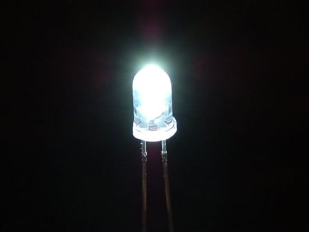 Super Bright White 5mm LED (25 pack)